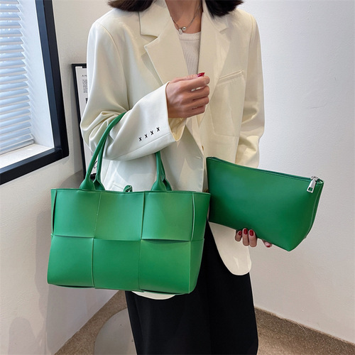 Hollywood Star Bag 2025 New Fashion High-End Chic Shoulder Bag for Women Large Capacity Versatile Top Handle Tote Bag