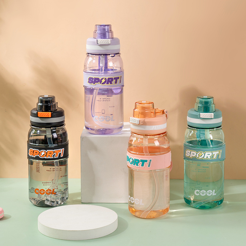 Simple carta de impresión paja taza plástico deportes fitness estudiante agua portátil regalo con escala