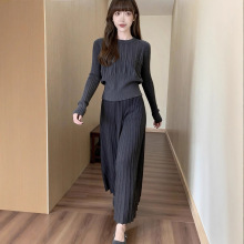 法式高级感温柔风针织上衣加裙子女早秋季小个子气质女装长裙套装