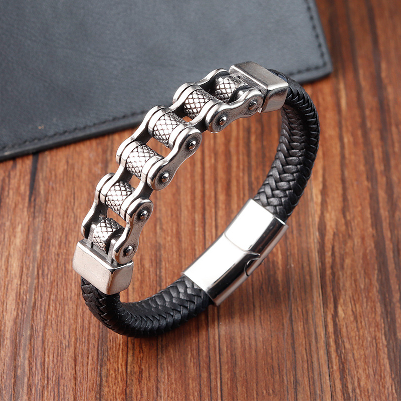 316L Stainless Steel , Leather Chain Material 1 Piece Quantity Daily Occasion Retro 316L Stainless Steel Leather Geometric Men Cord & Leather Bracelets