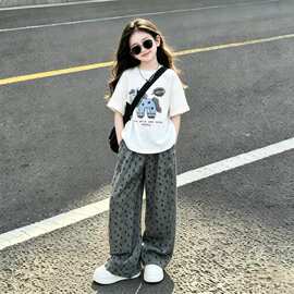 女童夏季洋气时尚2026新款夏装中大童时髦运动防蚊裤短袖T恤套装