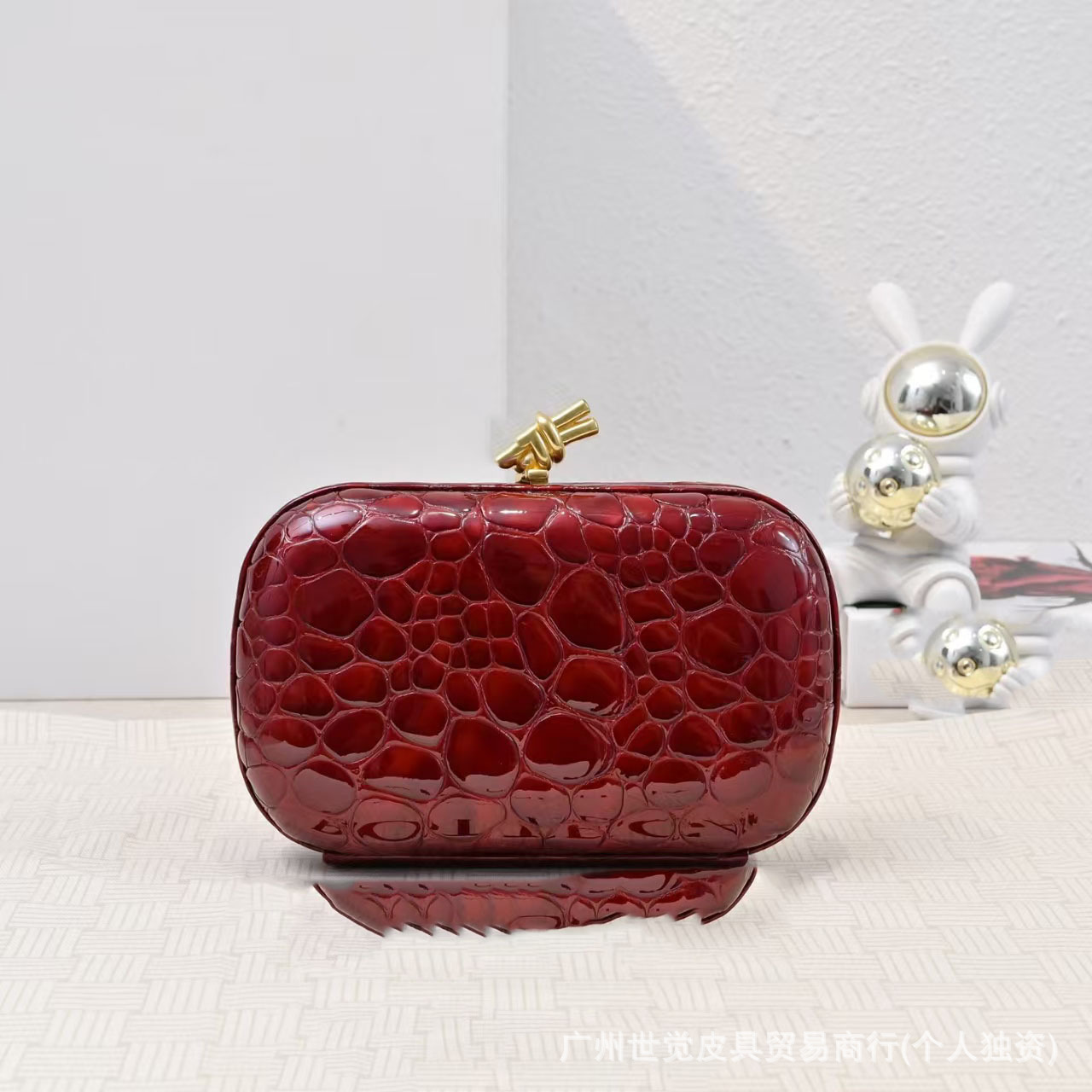 2025 New Crocodile Embossed Women's Wallet Small Square Bag Original Sheepskin Versatile Banquet Clutch Shoulder Evening Bag - Thumbnail 4