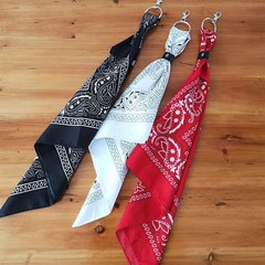 カシューナッツ柄の小さめスカーフヘアバンド、万能なヒップホップパンツチェーン、トレンディなストリートダンスアクセサリー、インダストリアルパンツチェーン、ウエストチェーン