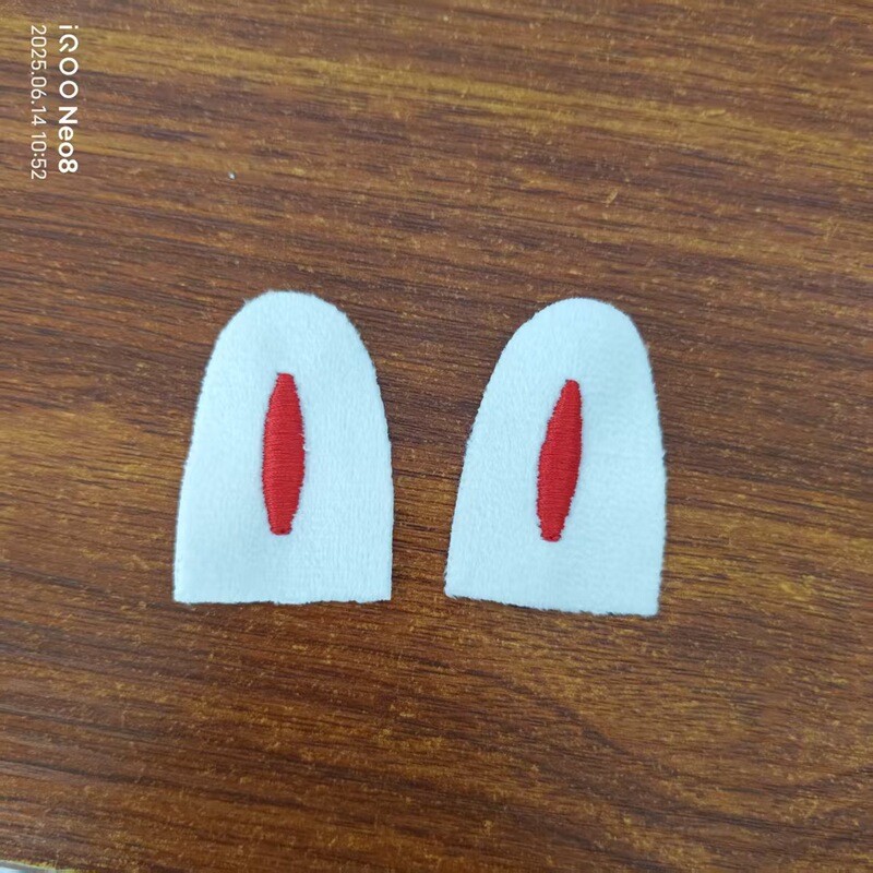 絶妙なバブルマートぬいぐるみスタイルの刺繍耳コンピュータ刺繍布ステッカーアクセサリー工場直接承認供給|undefined