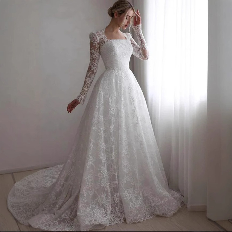 Wedding Dress with Long Sleeves, Bridal Gown for Spring and Autumn, New Style, Elaborate Craftsmanship, Petite Size, with Train, High-End Vintage Main Wedding Dress, Bridal Veil Wedding Dress with Long Sleeves, Bridal Gown for Spring and Autumn, New Style, Elaborate Craftsmanship, Petite Size, with Train, High-End Vintage Main Wedding Dress, Bridal Veil