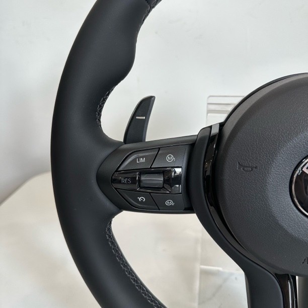 Suitable for Bmw M3M4M5M6 E70 E90 F30 Full Range of Modified Leather Steering Wheel Assemblies