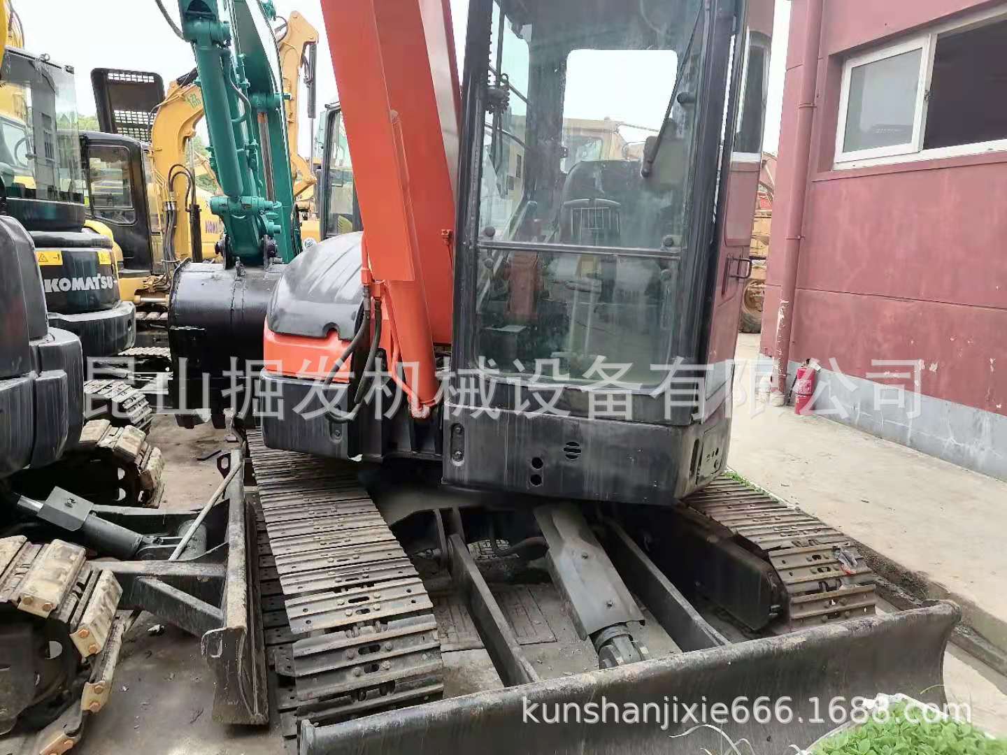 二手日立55挖掘机可加耙子