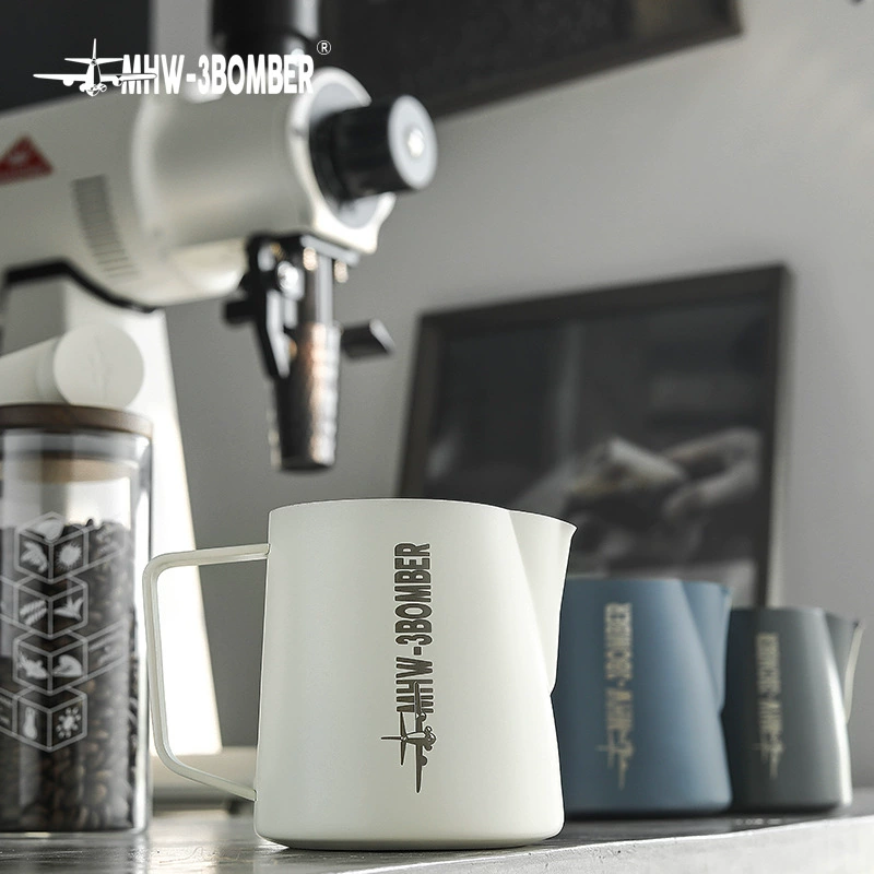 Bomber 304 stainless steel pulling cup Italian coffee latching milk tank milk bubble cup sharp mouth milk bubble pot crocodile 5.0
