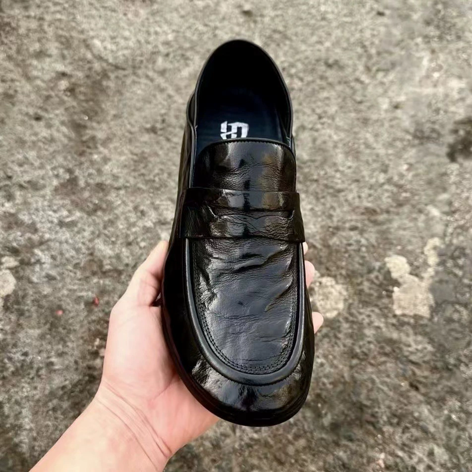 86033 Европейская станция бизнес повседневная обувь новая низкая группа мужчин один педаль повседневная мужская обувь из бобов