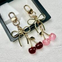 【特价包邮6】时尚亮闪闪仿真樱桃钥匙扣水果创意包包挂件配件