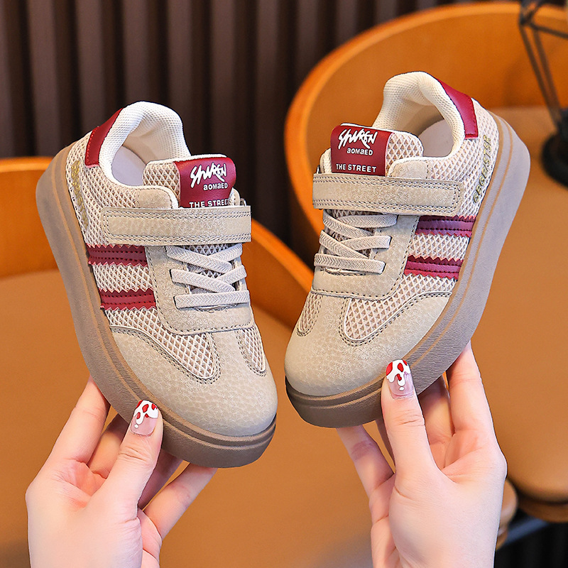 Zapatos para niños, zapatos deportivos de entrenamiento para niños, zapatos de skate de primavera y otoño 2025, nuevos zapatos de cuero casuales para estudiantes de primaria de niñas