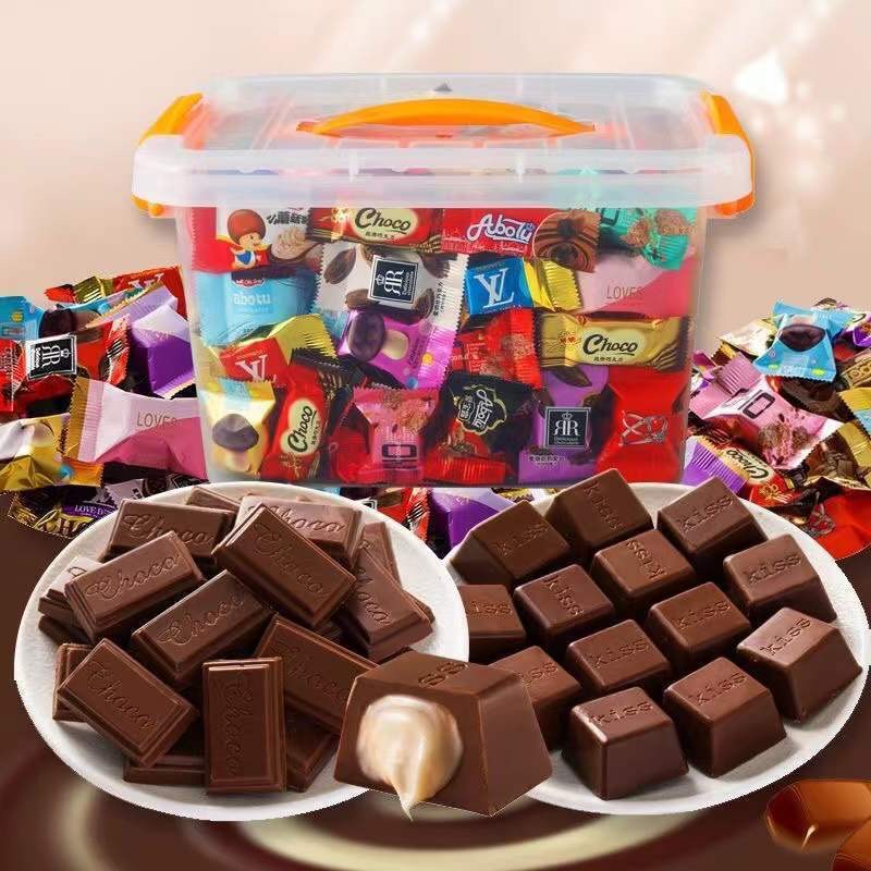 Chocolate New Year goods stall wedding candy multi-flavor mixed bulk sandwich chocolate casual snacks candy wholesale