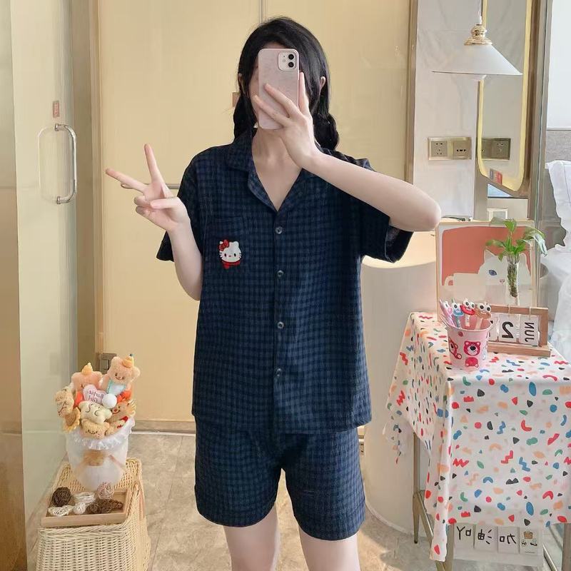 雲の綿の日本のカラーの丸い点の大きいサイズのパジャマの女性の春の夏の半袖のかわいい少女の2つのセットの部屋の服|undefined