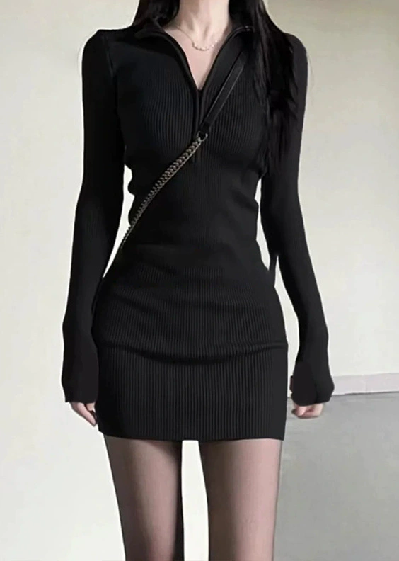 Черная стройная юбка с плюшевыми бедра юбка женская осень-зима 2024 новое темпераментное платье