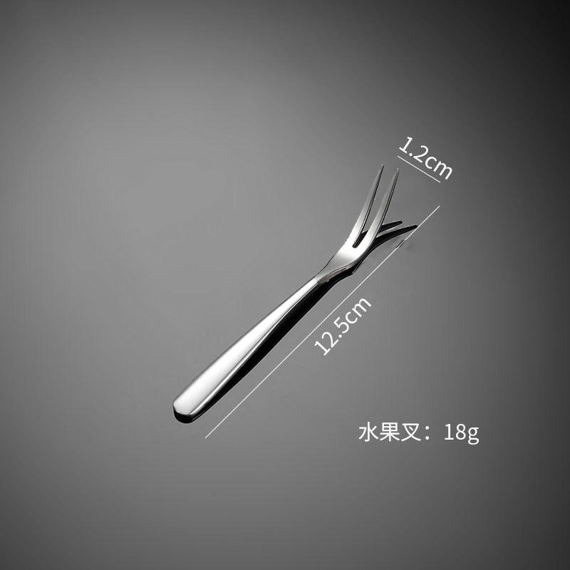エーン304ステンレスナイフとフォークのスプーンの食器は重厚で優雅です。|undefined