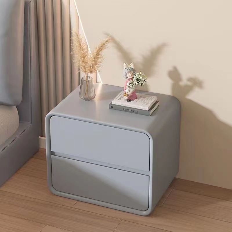 밝은 회색