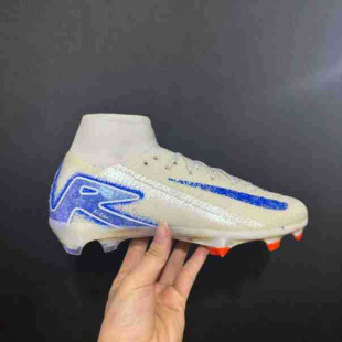 ����ЬSUPERFLY10����Ь���Ӵ̿�16�ߎ�ᘿ��\��Ь�G�𳱳�����Ь