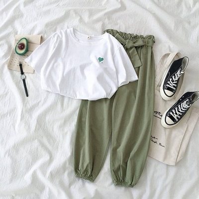 new pattern Two piece set summer 2021 Women's wear Korean Edition Short sleeved T-shirt jacket Elastic waist leisure time trousers Confidante