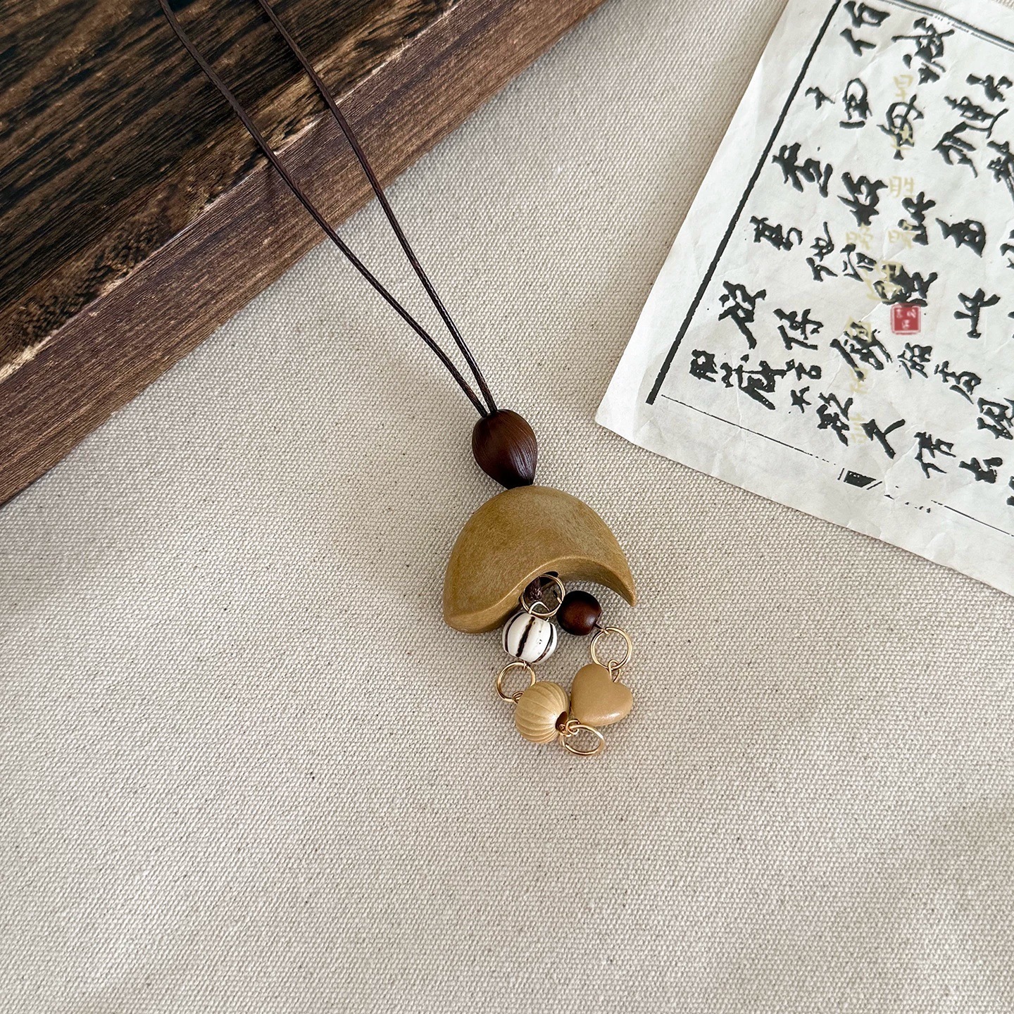 Necklace 1869