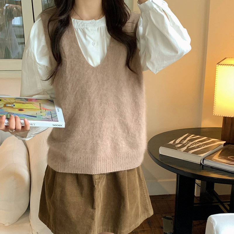 Brushed Cashmere Sweater, Round Neck Knitted Vest, Warm Base Layer, Sleeveless Vest, Versatile Base Layer Sweater Vest Brushed Cashmere Sweater, Round Neck Knitted Vest, Warm Base Layer, Sleeveless Vest, Versatile Base Layer Sweater Vest