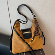 �r��ײɫ������Ůʽ�p���2025�¿�μ�б����r�����ͨ�ں󱳰�