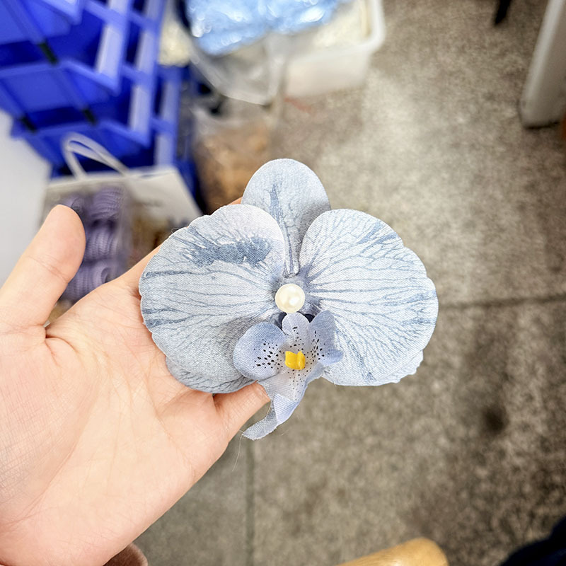 실크 그레이 블루
