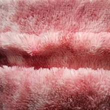 彩色扎染毛绒面料3厘米染色人造毛绒短毛3厘米孔雀绒面料330GSM