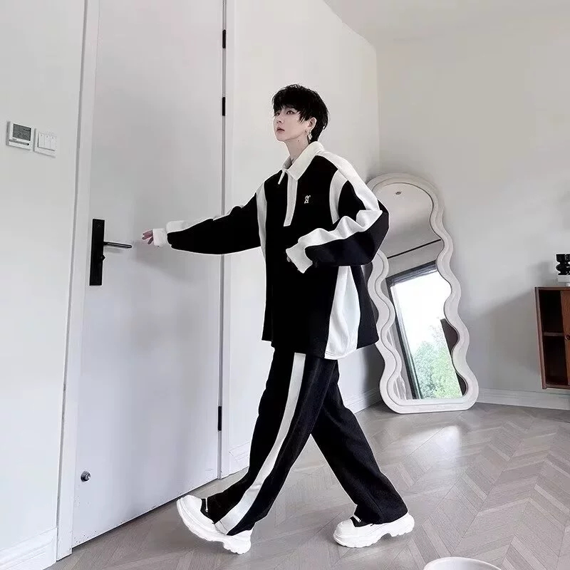 Расширенный смысл черно-белый сшитый спортивный костюм с длинными рукавами