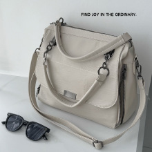 ���S���ڰ���Ů���������Q�¿��ļ��ٴ�б�������ͨ�����ذ�ֱ��