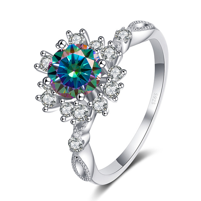 女富贵花钻戒子