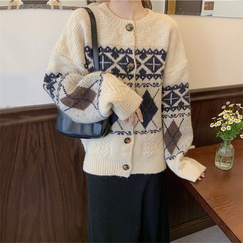 纯色编织格纹毛衣外套女慵懒风短款宽松早秋外穿上衣女士针织开衫详情10