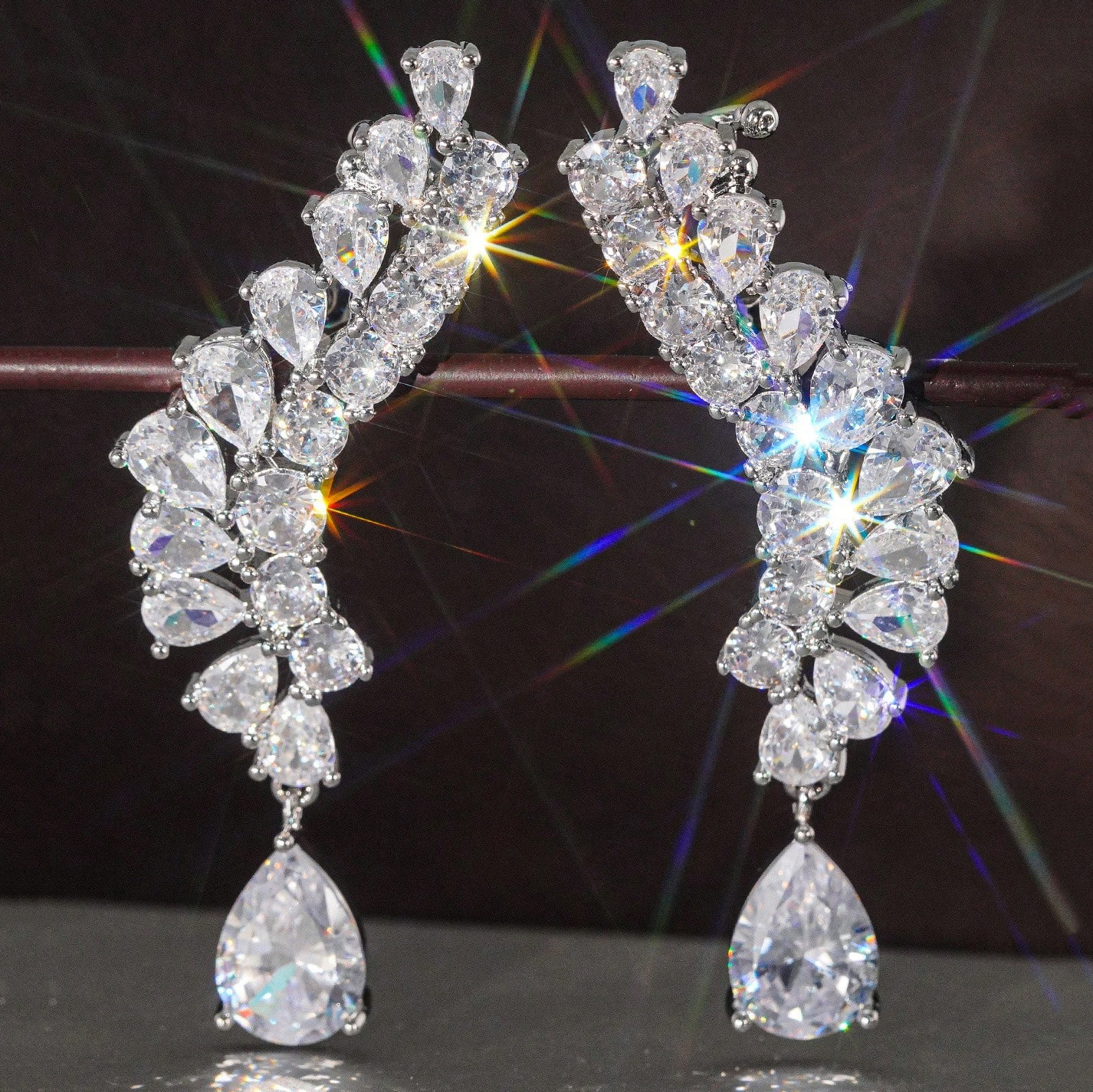 Rongxing European and American Heavy Industry Earrings, Unique Long Water Drop Stud Earrings for Women, Luxurious and Elegant, Fully Inlaid with Zircon, Bridal Earrings