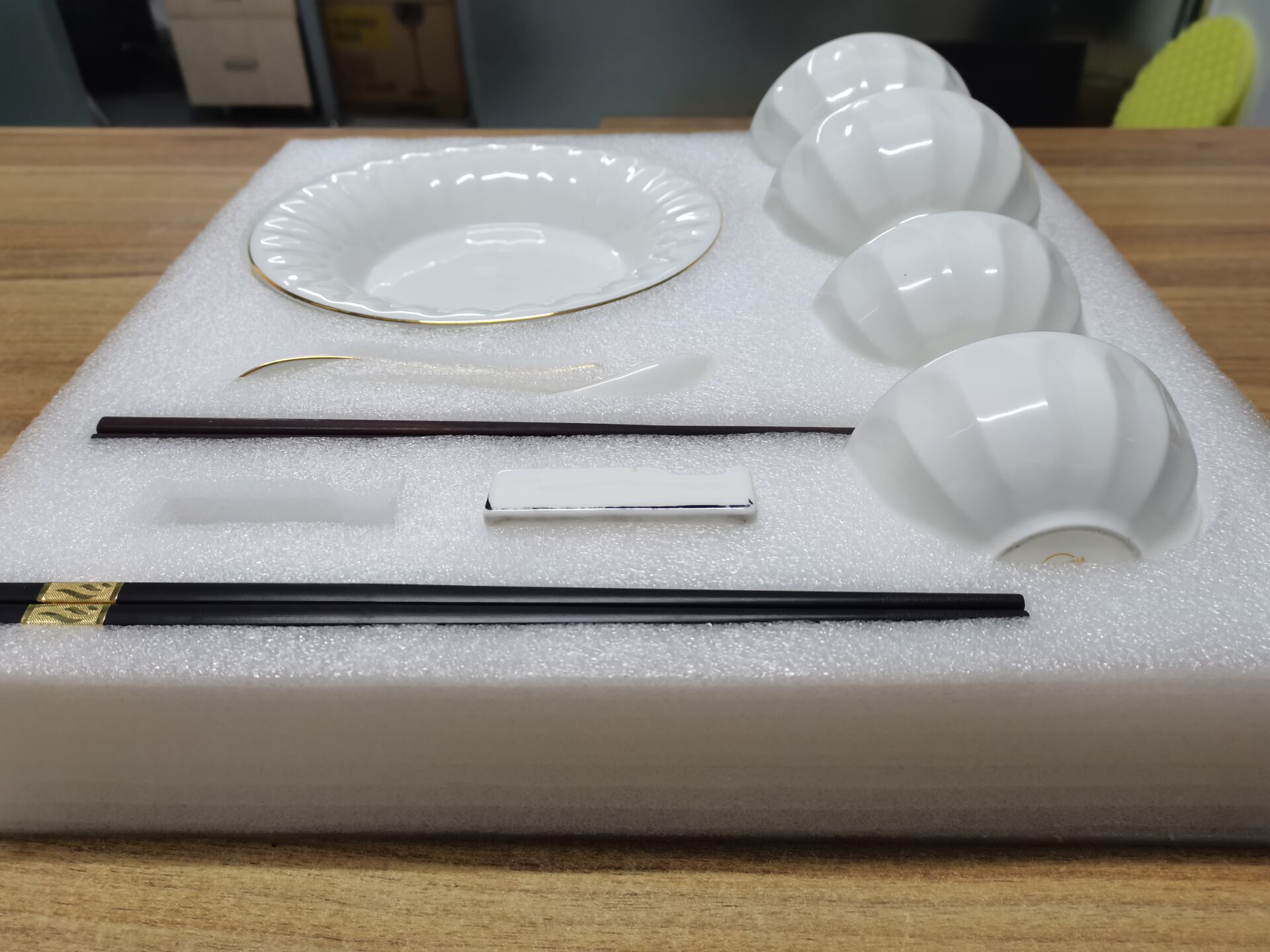 厂家供应白色珍珠棉碗筷碟成型异形快递缓冲包装珍珠棉