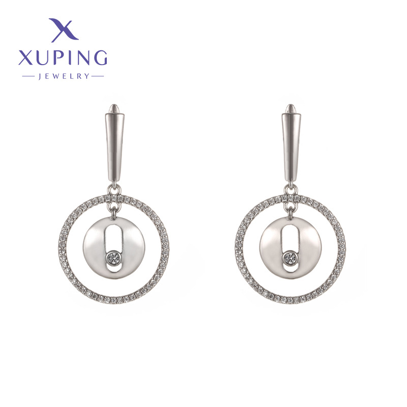 Xuping estilo europeo y americano de moda media y larga geometría pendientes redondos auriculares ligeros de lujo de alto grado de sensibilidad en forma de D para mujeres