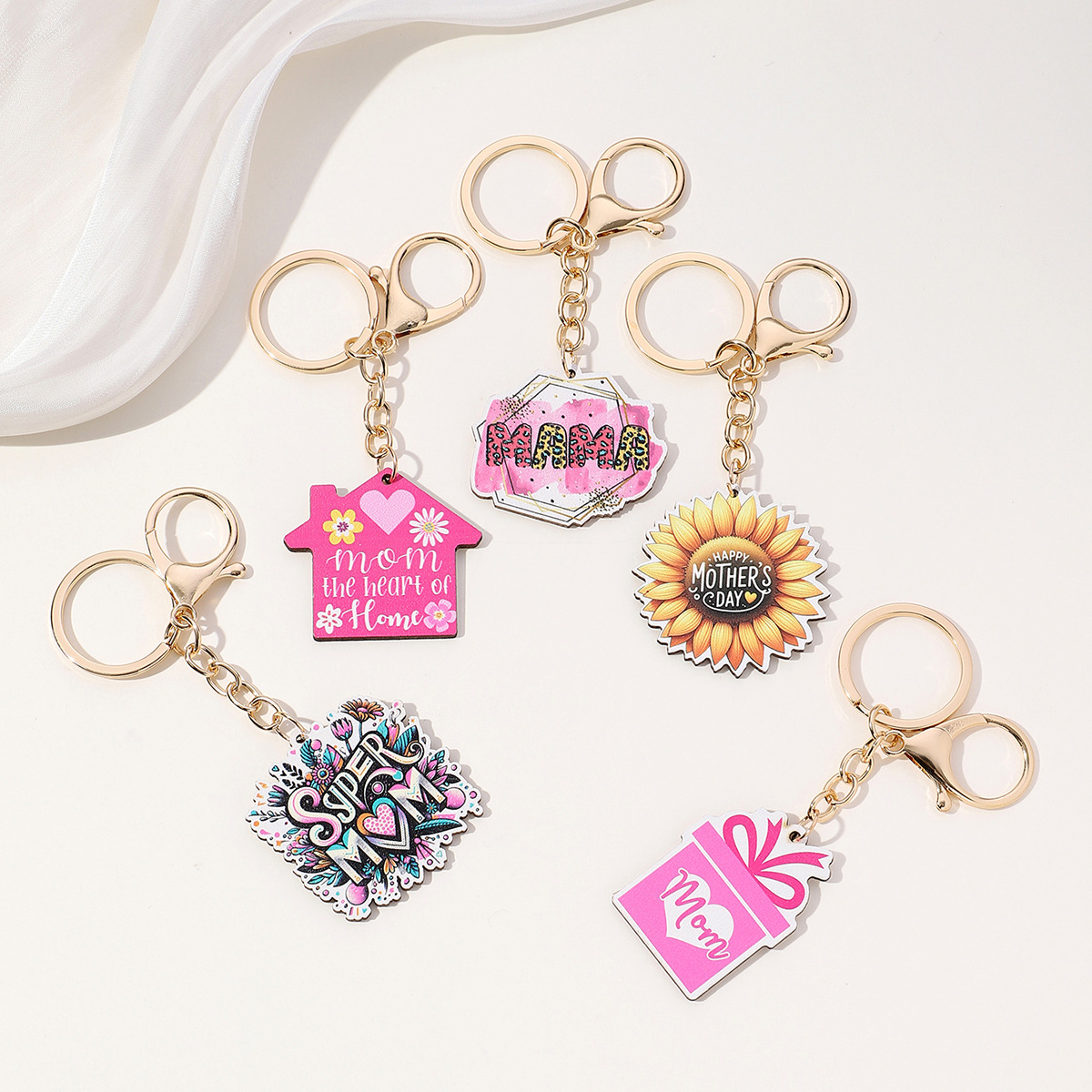 16g Weight Keychain Classification 1 Piece Quantity Daily Occasion Wood Material Mother'S Day Festival Letter, Flower Pattern Women's Gender Cute Style Cute Letter Flower Wood Mother'S Day Women's Keychain 2