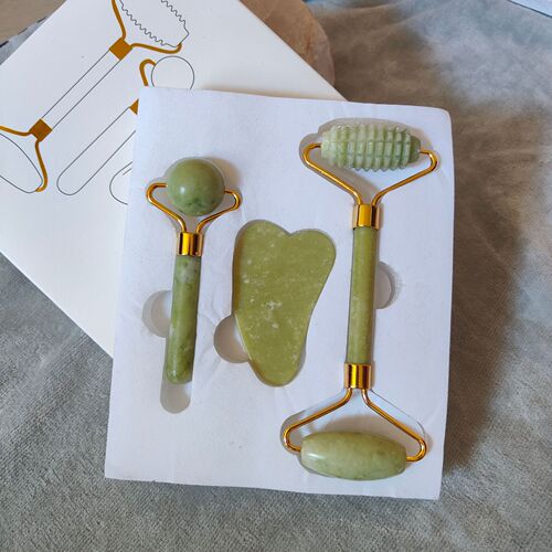Jade Roller Massage Tool, Natural Xiuyu Roller Scraping Board Set, Scraping and Muscle Relieving Stick Beauty Device, Colored Box