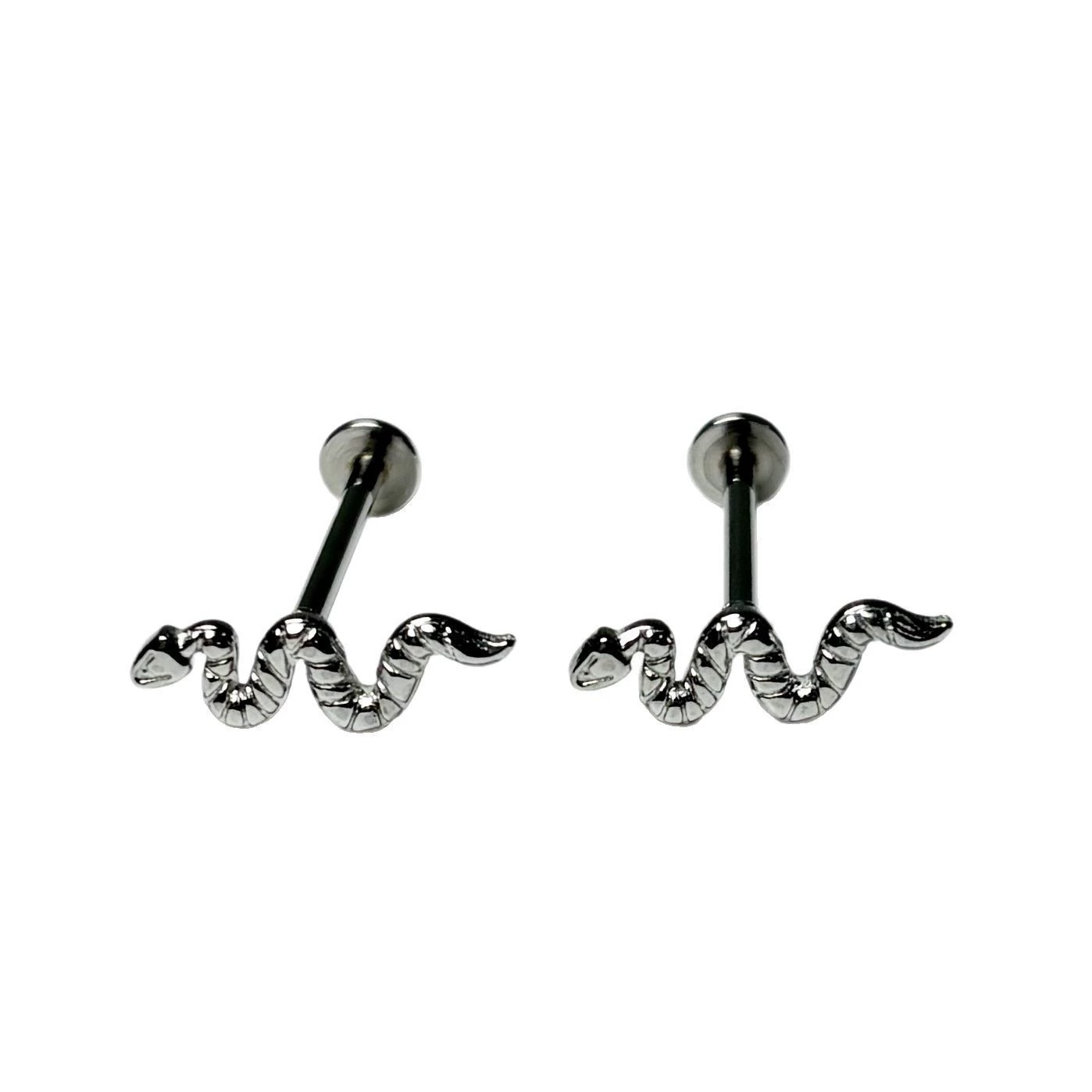 «Торговля международного уровня»? lip piercing, European style, wholesale