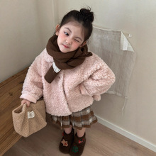 女童冬款外套2025新款女宝宝气质娃娃领仿皮草短款宽松版毛毛衣潮