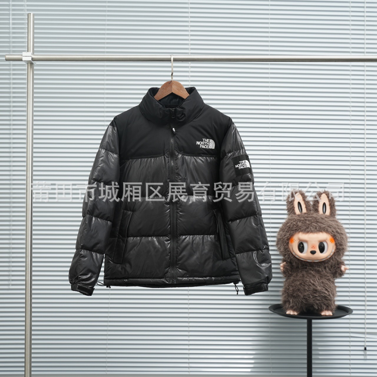 Beijiao2026 otoño y invierno nuevos productos Beijiao1996 cara brillante gran chaqueta de plumón a cuadros temperamento de pan cálido