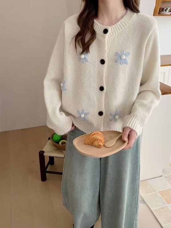 秋冬新款甜美宽松韩系圆领高级感针织衫毛衣女外套花朵针织女开衫|undefined