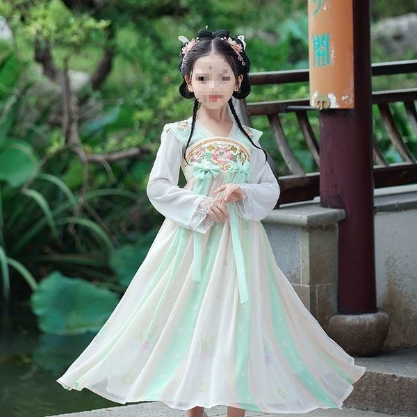Light green long-sleeved skirt [comes with hair card + eyebrow patch]