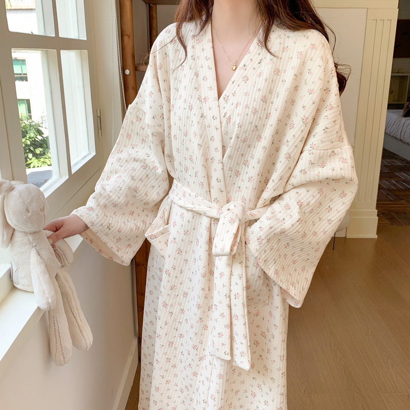 Demi-season bathrobe, quilted long pijama, cute flower arrangements, belt, Korean style, increased thickness, oversize, floral print