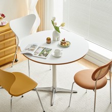 网红伊姆斯餐桌家用小户型圆桌设计师洽谈办公桌中古咖啡桌子