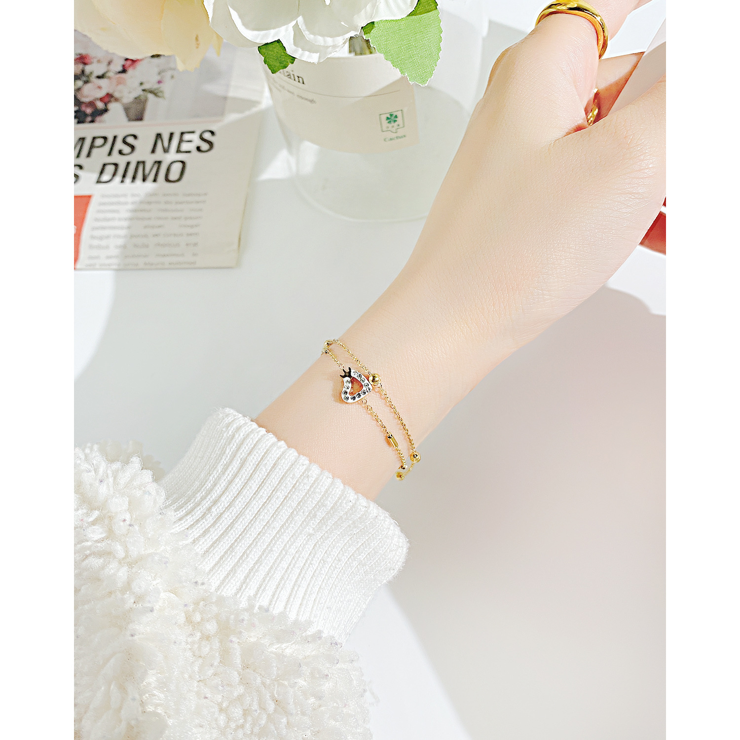 OPK饰品港风时尚多层叠戴新品手饰简约百搭不锈钢锆石爱心手链女