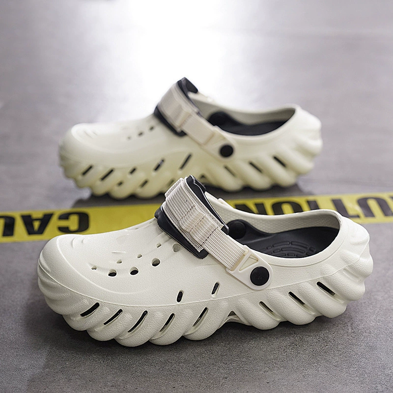 Летние сандалии-вейдерсы 2025 года, стильные сабо, дизайнерская гофрированная обувь, пляжная обувь для улицы, нескользящая.