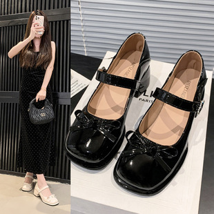 French Mary Jane Shoes for Women 2025 New Spring Patent Leather Square Toe Bow Small Leather Shoes Shallow Thick High Heel Shoes