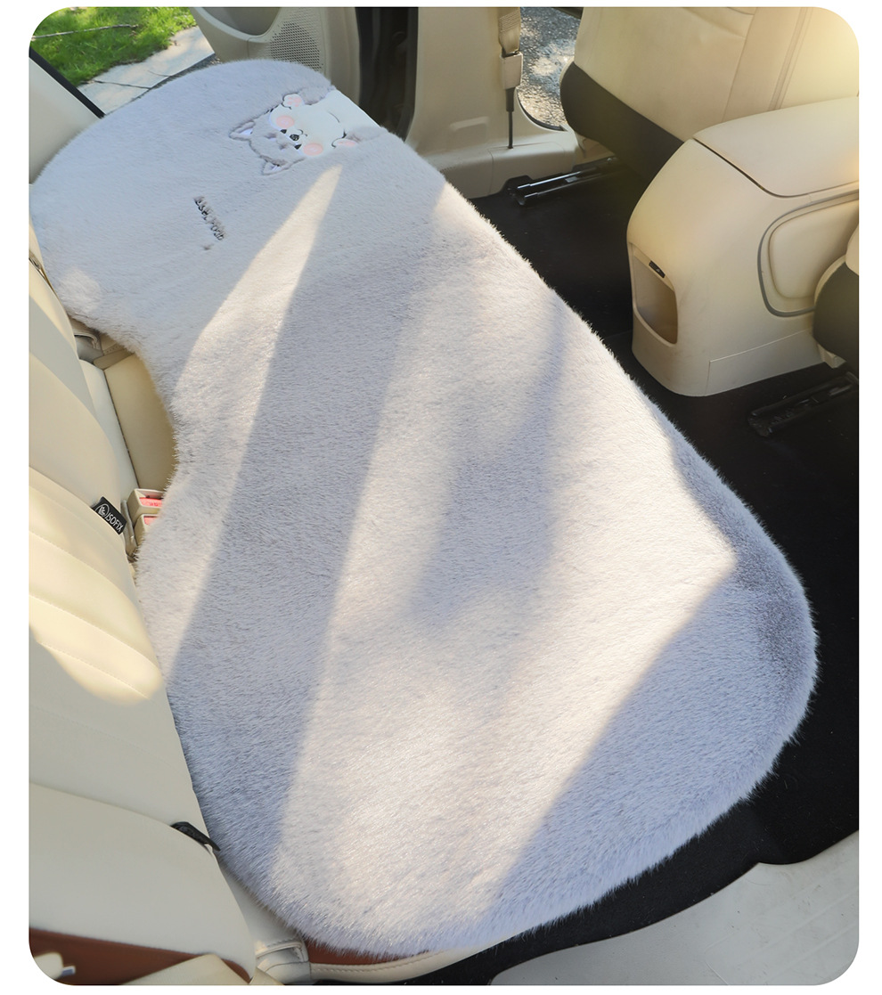 Winter plush car seat cushions, cartoon embroidery, car interior accessories, high-end car supplies, car seat covers, available for drop shipping