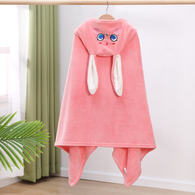 Coral fleece bebé usable Toalla de baño con capucha de dibujos animados capa de los niños Albornoz suave absorbente edredón infantil Toalla de baño