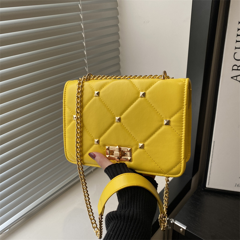 Casual simple invierno 2024, nuevo estilo de estilo extranjero bolso de hombro de moda de moda de viaje de moda bolso pequeño para mujeres