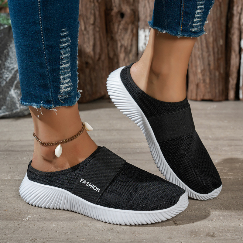 Summer mesh half-slipper women's shoes, breathable and comfortable, slip-on casual shoes with soft soles, lightweight and easy to wear, closed-toe sandals Summer mesh half-slipper women's shoes, breathable and comfortable, slip-on casual shoes with soft soles, lightweight and easy to wear, closed-toe sandals